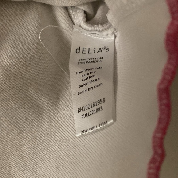 Dollskill Delia’s Toucan Embroidered Long-sleeved Crop Top - Picture 5 of 5